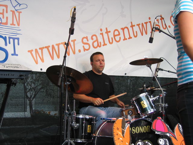 gal/2007/2007 Ruettenscheider Kinderfest/2007 Saitentwist Ruettenscheider Kinderfest 1.9. 448.jpg